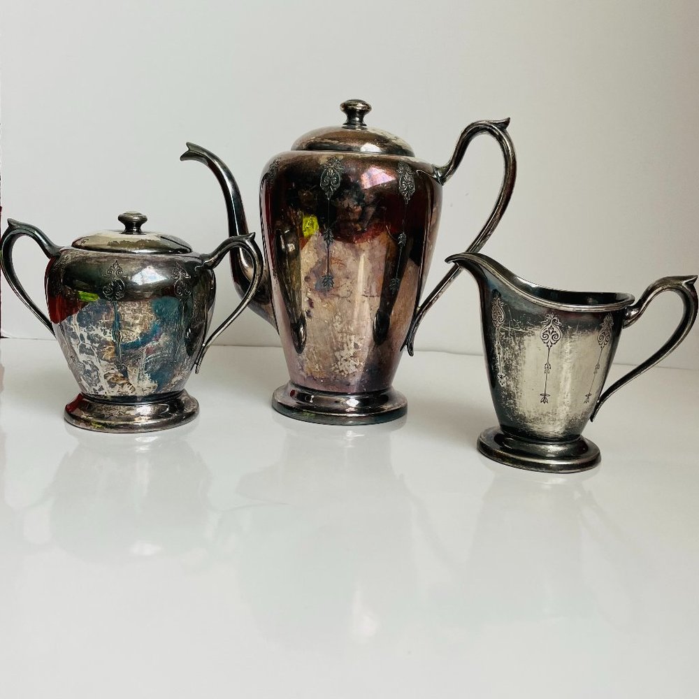 Vintage 1881 Rogers Silverplate Quadruple New York 5012 Tea/Coffee Set of 3